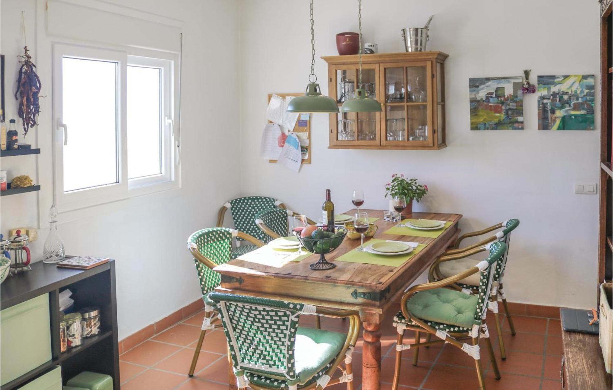 Nice Home In Canillas De Albaida With Wifi Exteriér fotografie