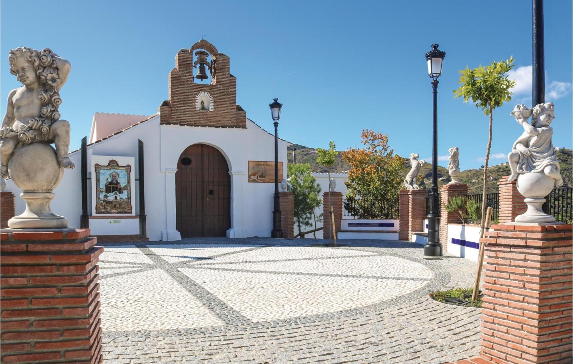 Nice Home In Canillas De Albaida With Wifi Exteriér fotografie